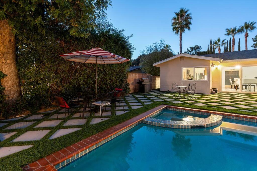 Luxury 4BD in Topanga Oasis with Pool, Spa and Cabana Villa Los Angeles Exterior photo